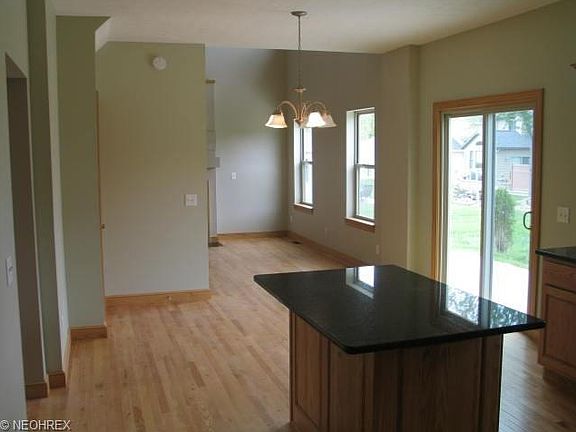 5th image of 2246 S Emerald Shores Dr