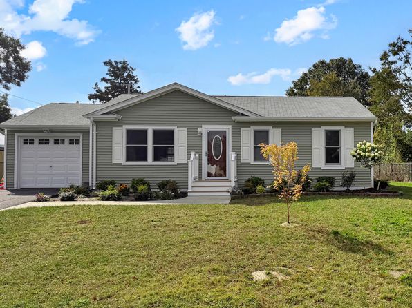 1003 E Panama Ct