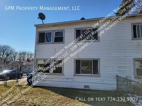 32256 Oscoda Ct, Westland, MI 48186