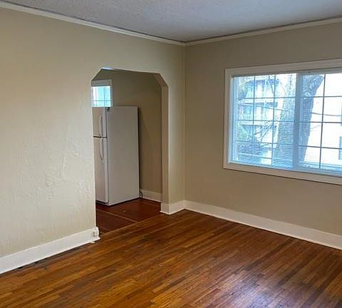 3rd image of 1954 NW Johnson St APT 302