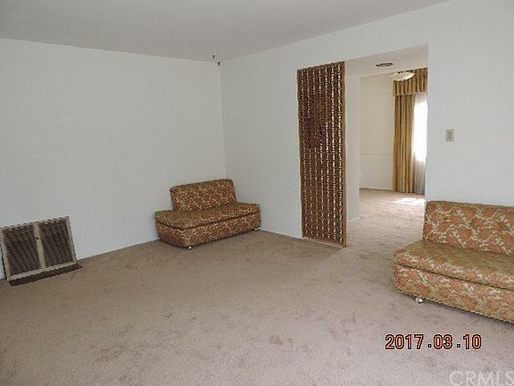5th image of 4758 Pearce Ave