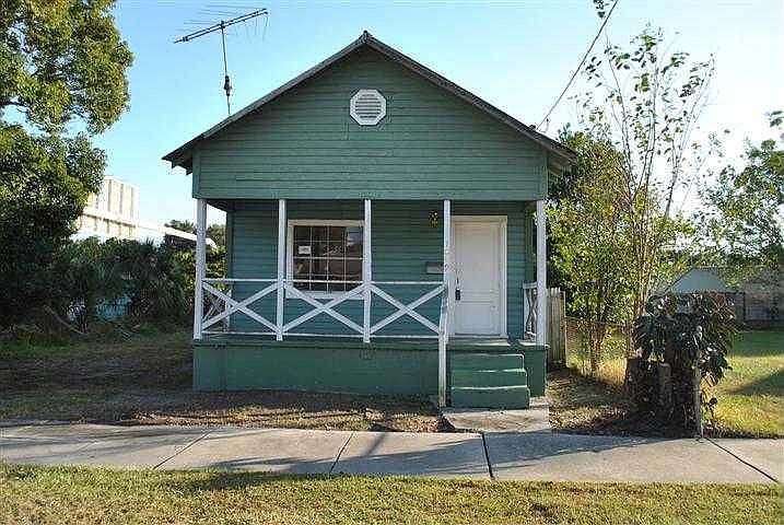 1st image of 1009 E 14th Ave
