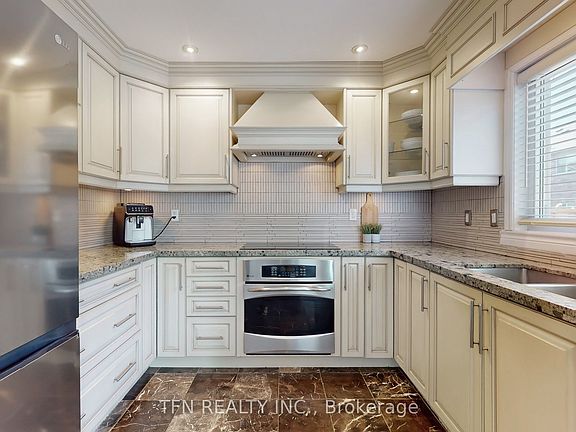 2nd image of 24 Lucerne Dr