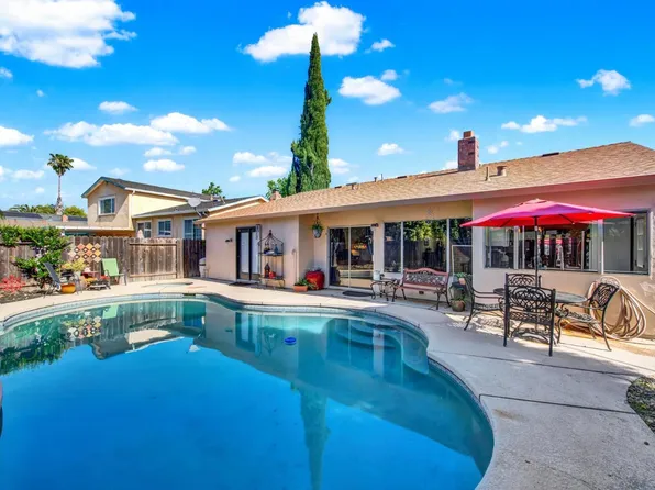 124 Dover Way, Vacaville, CA 95687