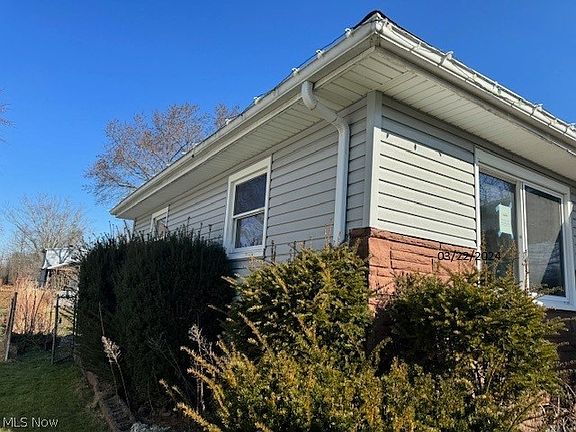 2nd image of 481 Columbia Ave