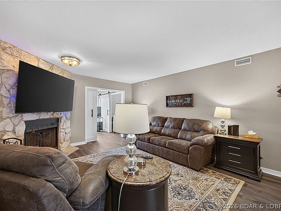 3rd image of 35 Casa Blanca Ct #220-1A