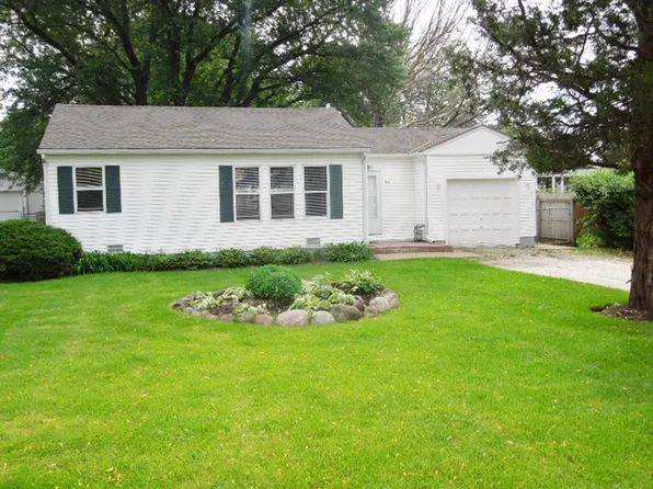 1612 Highview Ave, McHenry, IL 60050