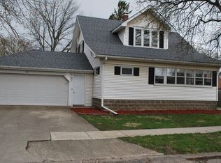507 Killion Ave, Ashton, IL 61006