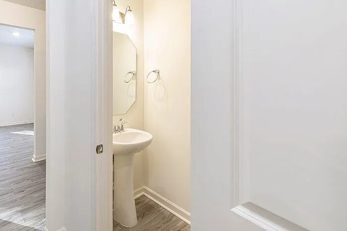 121 Gaelic Dr — Photo 8