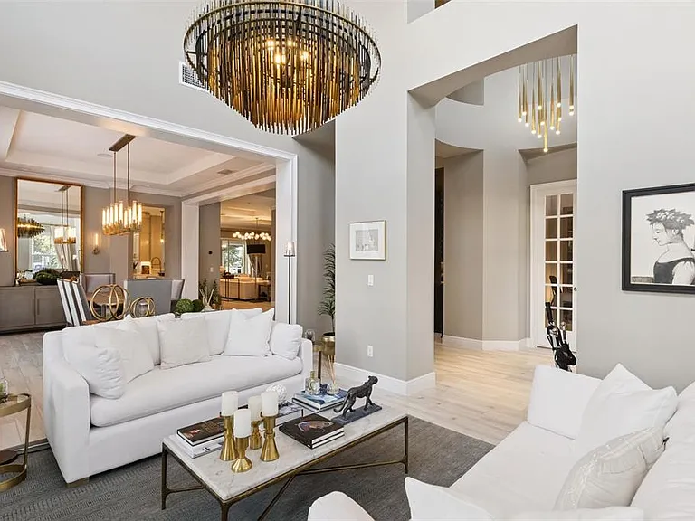 7556 John Hancock Dr — Photo 10