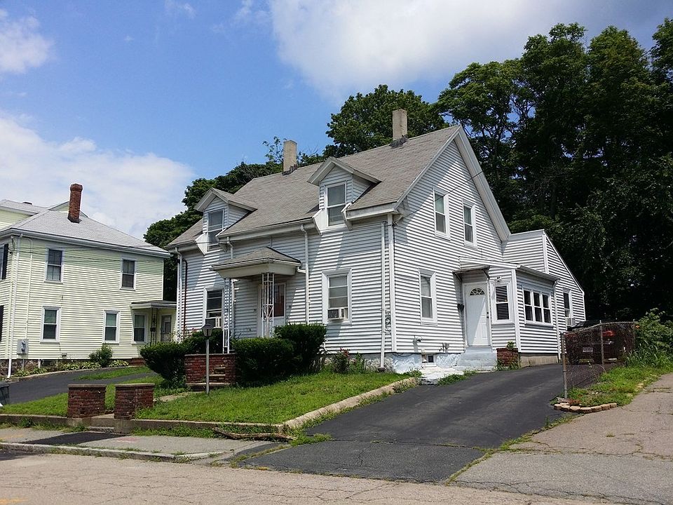 1st image of 28 Baxter St #28