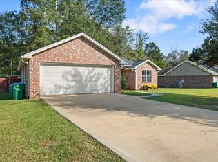 10 Keystone Dr, Petal, MS 39465