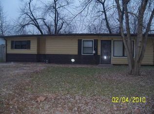 1218 Saint Michael Dr, Cahokia, IL 62206