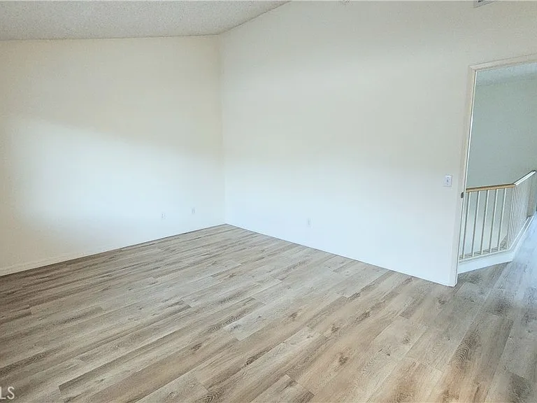 2117 Los Ranchitos Rd — Photo 24
