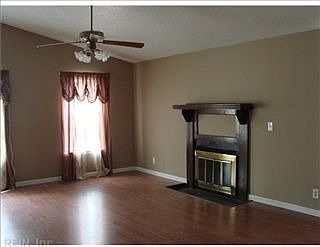 2nd image of 3412 Dana Ln