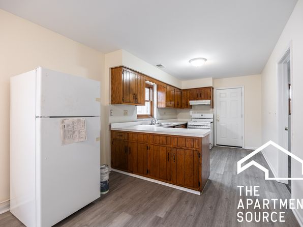 6323 W Fullerton Ave #T