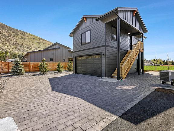 5th image of 240 San Badger Dr