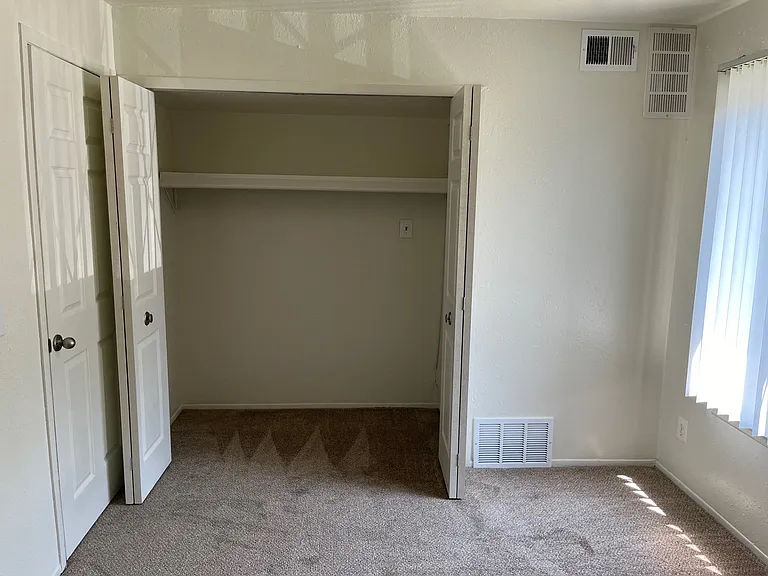 Woodland Place Apartments — Photo 35