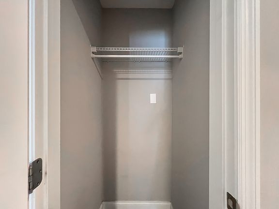 3rd image of 8930 Highbury Way
