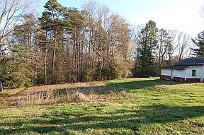 2nd image of 2909 McNeelly Dr