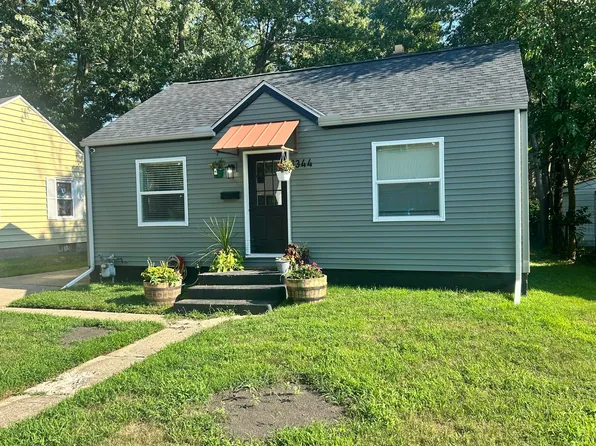 1344 Wayne St, Niles, MI 49120