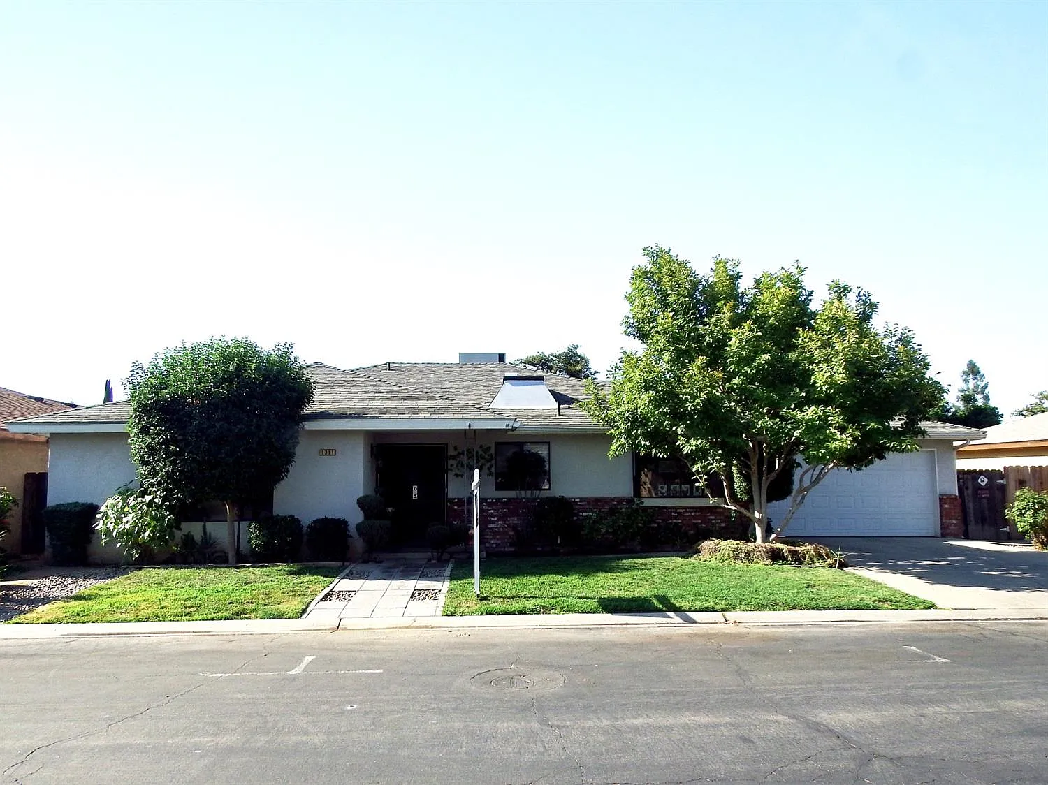 1311 E Tenaya Way photo 1