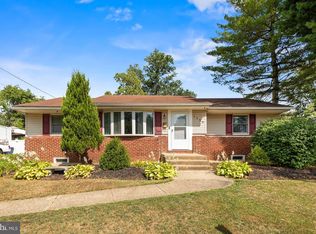 1110 Sunset Dr, Somerdale, NJ 08083
