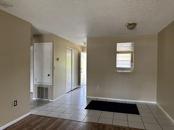2nd image of 290 Flower Ln APT 21