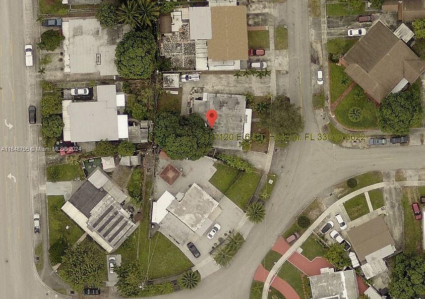 1st image of 1120 E 6th Ct