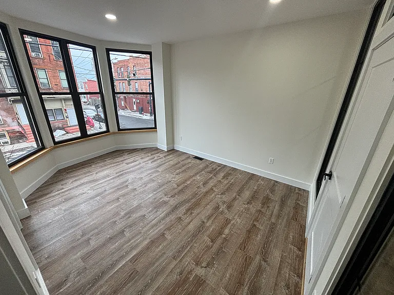 822 River St #3 — Photo 19