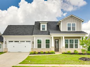13702 Tranquil Day Dr, Matthews, NC 28105