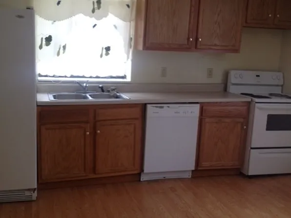 38 N Plains Rd, The Plains, OH 45780