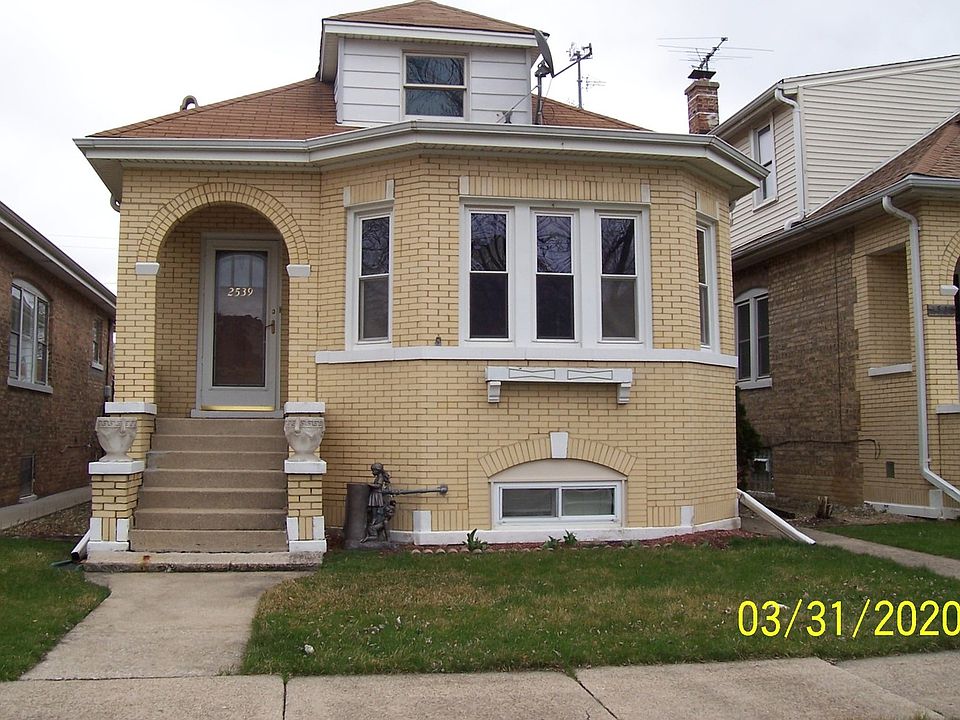 1st image of 2539 N 73rd Ave