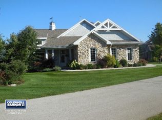 7048 Pinestraw Dr #4, Egg Harbor, WI 54209