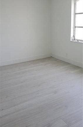4th image of 8710 N Sherman Cir APT 403