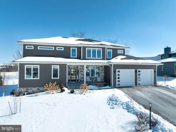 115 Pepperberry Ln, State College, PA 16801