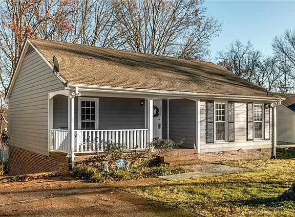 3rd image of 2837 Barksdale Ln