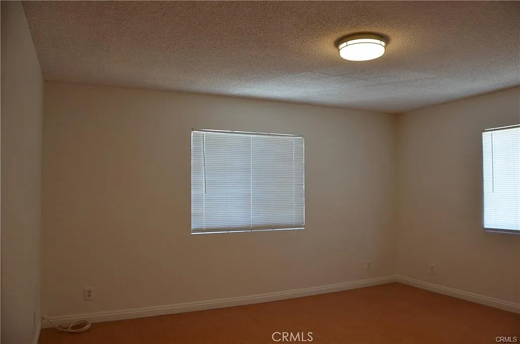 3 bed, 1527 sqft, $3,650 — Photo 4
