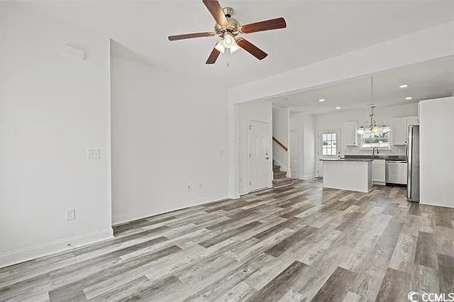 3 bed, 2.5 bath, 1773 sqft, $1,900 — Photo 4
