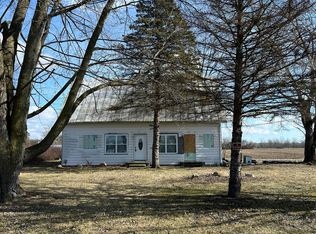 13680 Martinsville Rd, Carleton, MI 48117