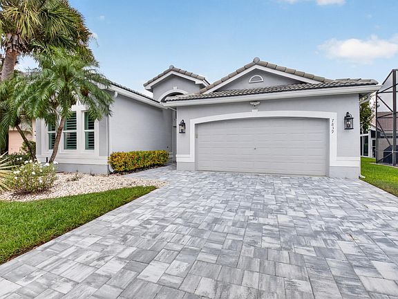 3rd image of 7839 San Isidro Street