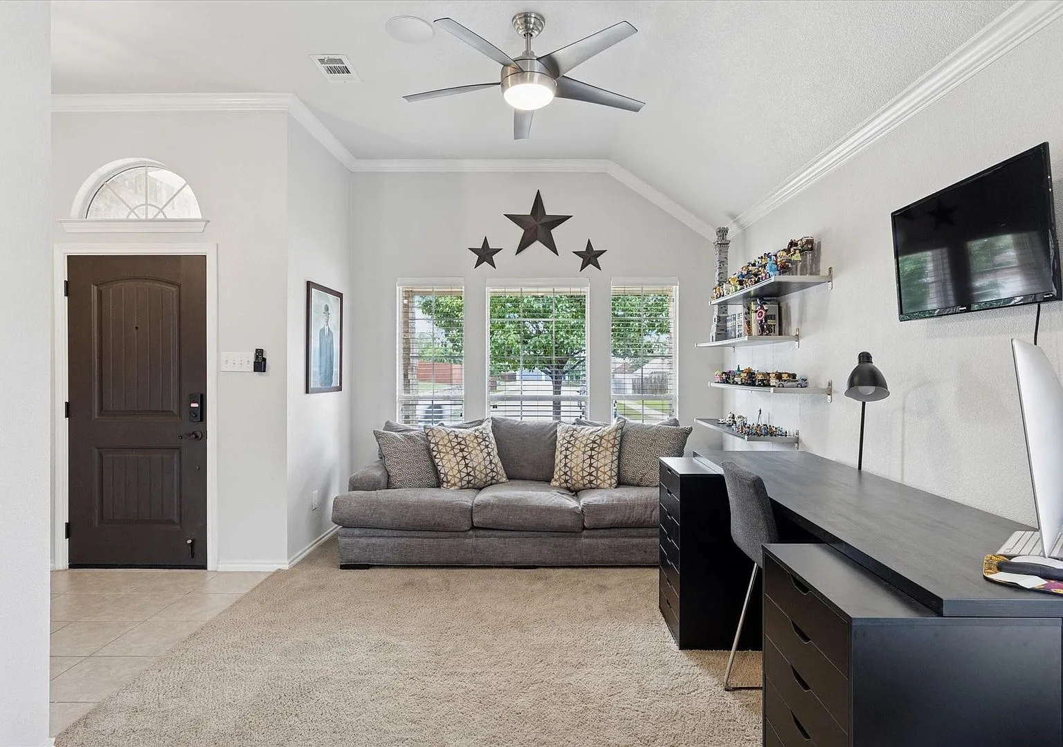 Luxury Living in Tehama Ridge with an EV-Ready Garage & Resort-Style Community Amenities! — Photo 2
