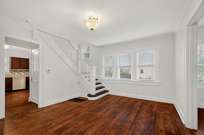 3476 Birchwood Ave — Photo 6