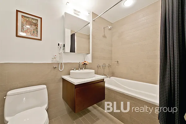 Sold by BLU Real Estate | media 6