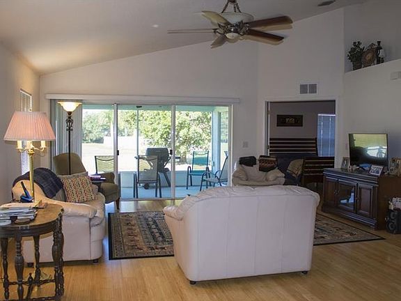 4th image of 6643 Cambridge Park Dr