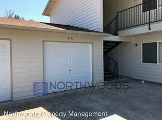 1771 Medart Ln, Grants Pass, OR 97527