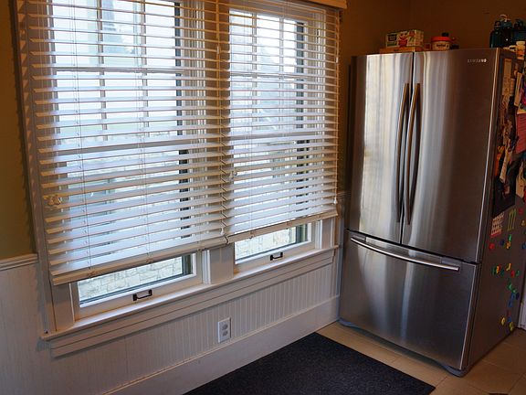 5th image of 2021 Lakeside Dr