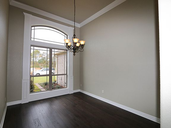 4th image of 21376 Boone Dr