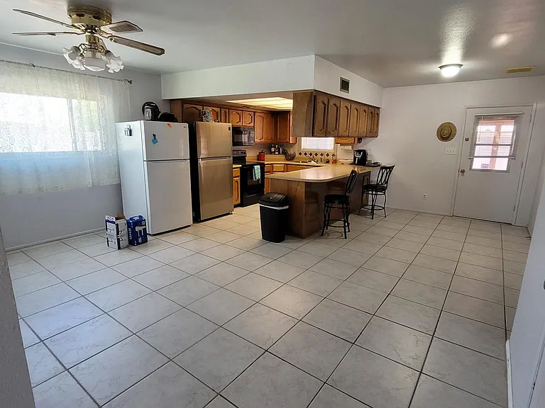 1263 N Mesquite Ln — Photo 3