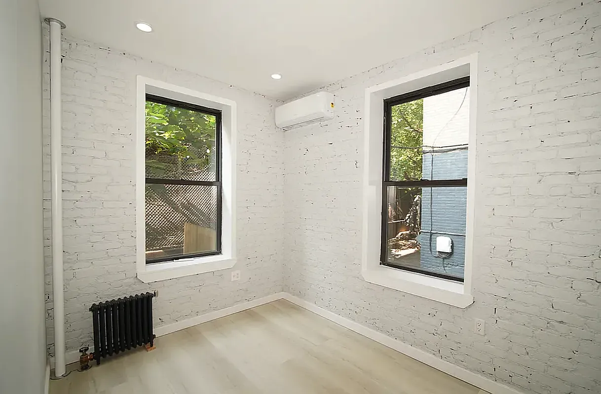 161 Stanton St — Photo 4